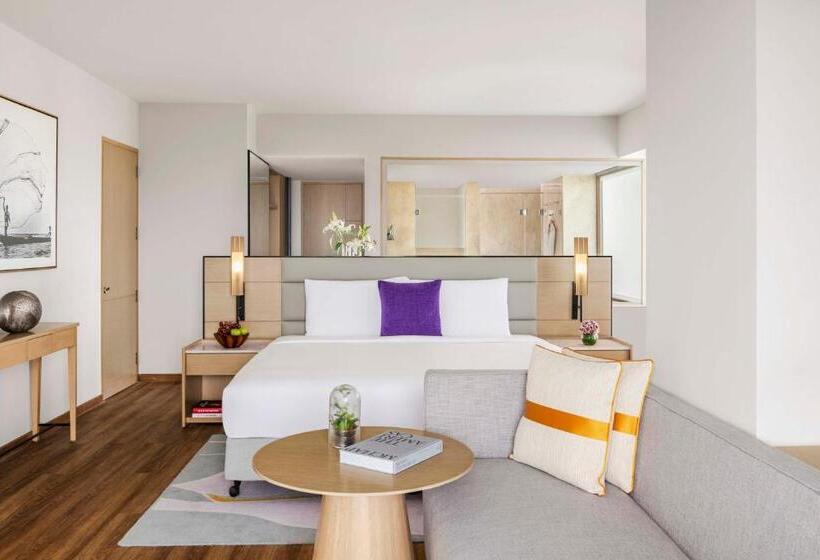 فندق Vivanta Goa, Miramar