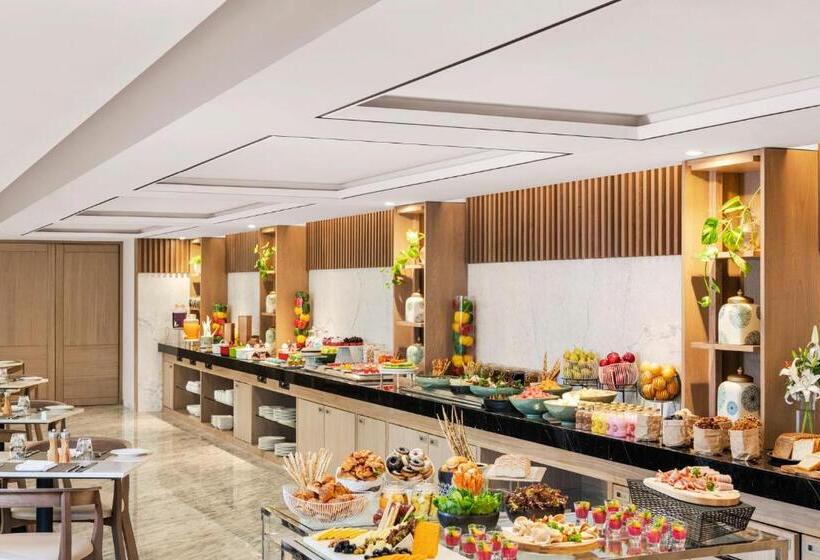 فندق Vivanta Goa, Miramar