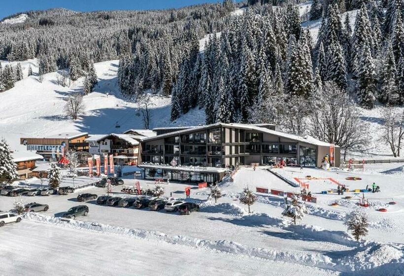 Joann Suites & Apart