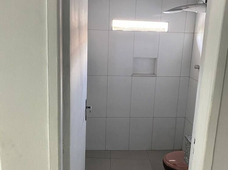 Light Motel   24 Horas