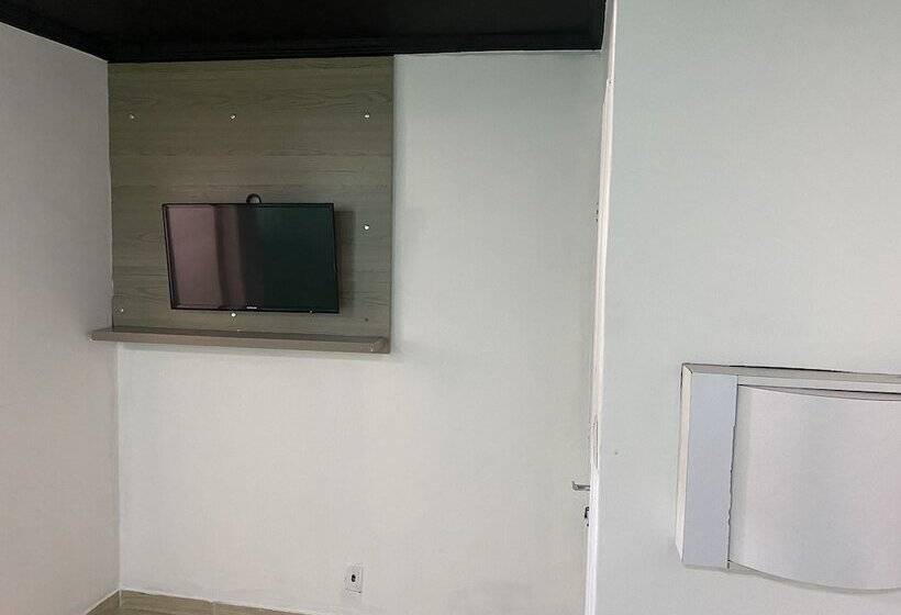 Light Motel   24 Horas