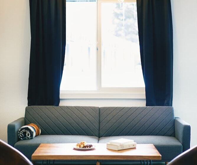 فندق على الطريق Jackalope Motor Lodge