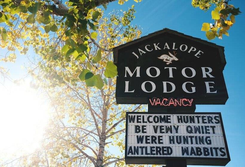 فندق على الطريق Jackalope Motor Lodge
