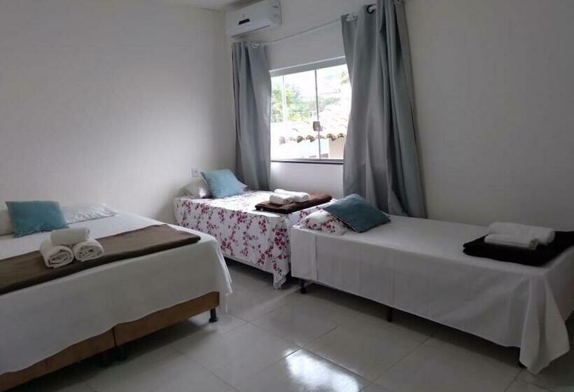 פנסיון Hospedagem Casa Branca Localizada Em Um Bairro Nobre De Capitólio, Escarpas Do Lago