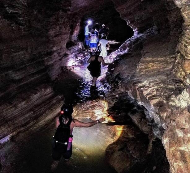 펜션 Pousada A Gruta