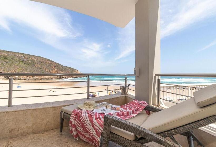 بنسيون Room In Guest Room   Charming Room With A Sea View