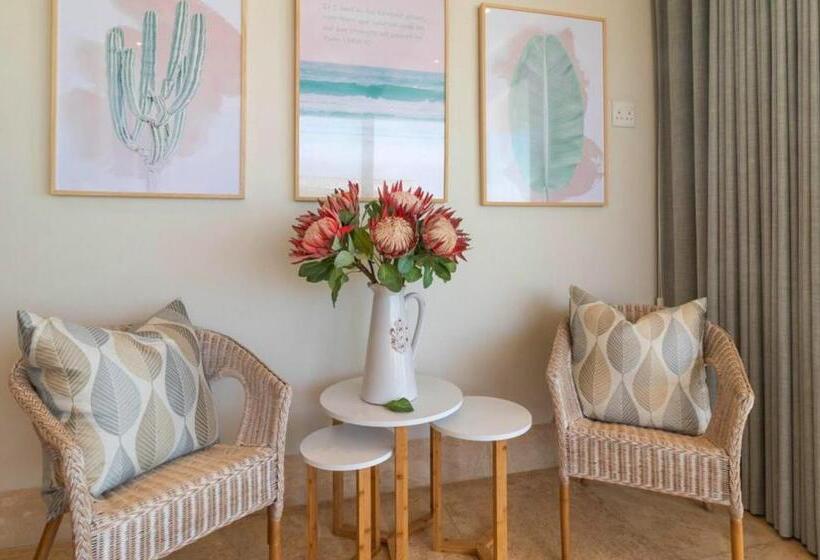 بنسيون Room In Guest Room   Charming Room With A Sea View