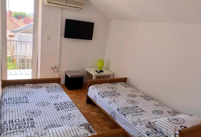 پانسیون Smještaj Mm Trebinje