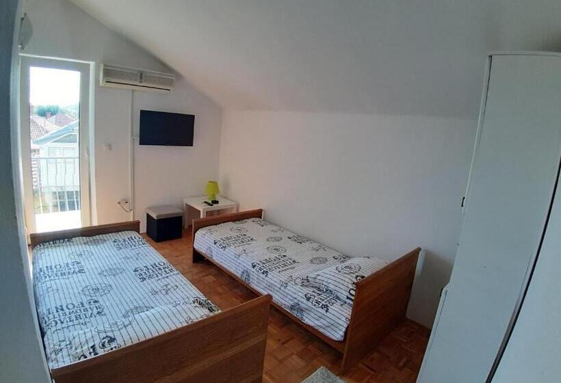 پانسیون Smještaj Mm Trebinje