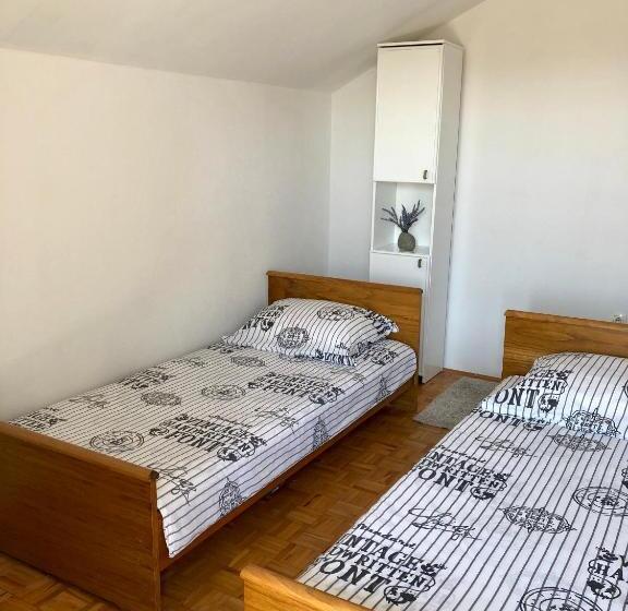 پانسیون Smještaj Mm Trebinje