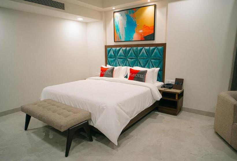 Playotel Premier Guna