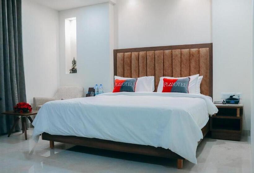 Playotel Premier Guna