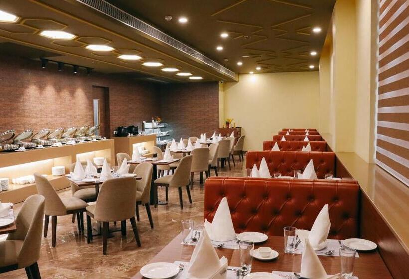 Playotel Premier Guna