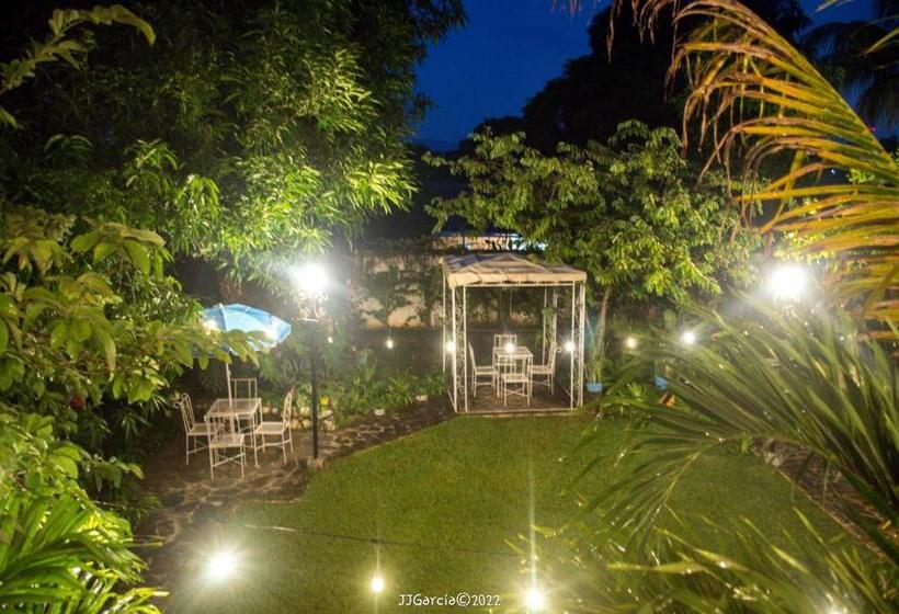 هاستل Hostal Koltin Suchitoto