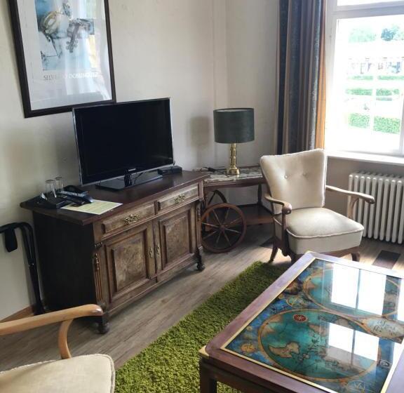 Bahnhofshotel Die Neue Bühne