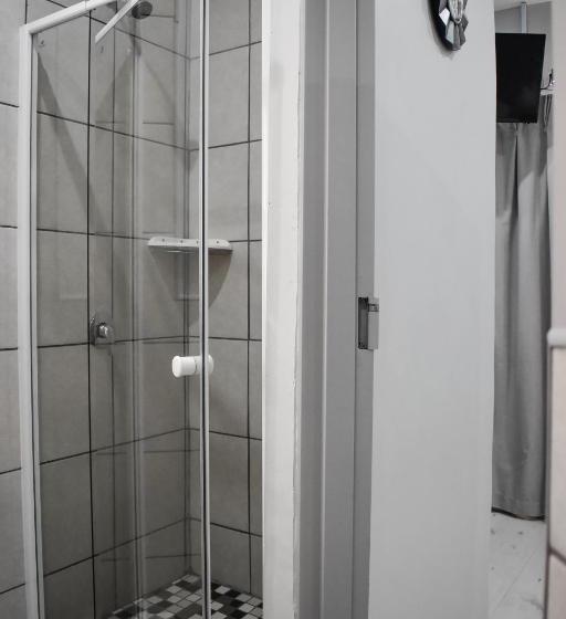 مبيت وإفطار La Provence Accommodation