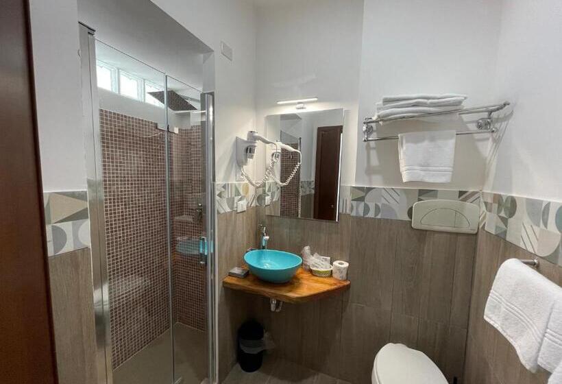 Capo Circeo Beach Resort Spa Fronte Mare