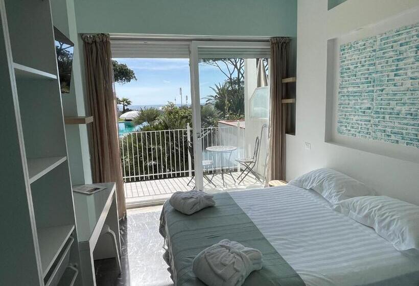 Capo Circeo Beach Resort Spa Fronte Mare