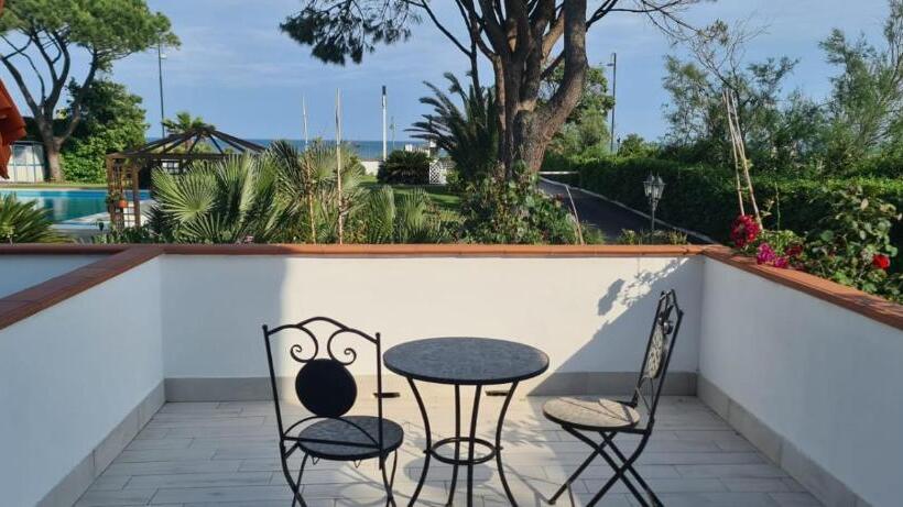 Capo Circeo Beach Resort Spa Fronte Mare