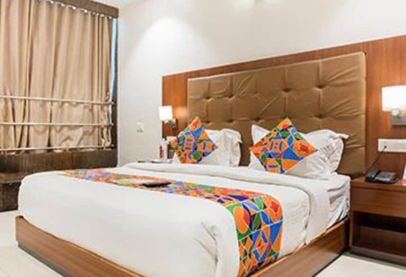 Fabhotel Prime Le Western   Nr Mumbai International Airport