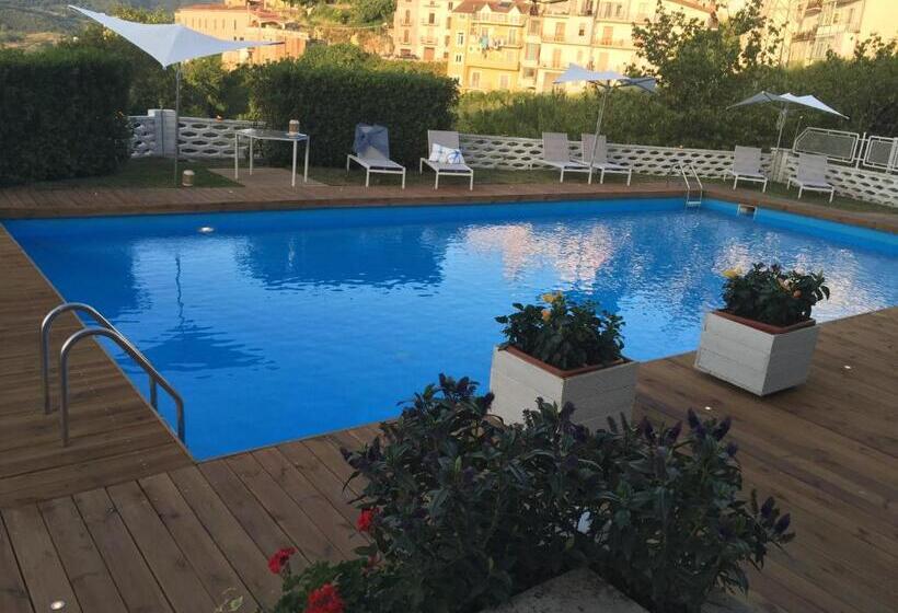 בית מלון כפרי Albergo Ristorante Cavaliere