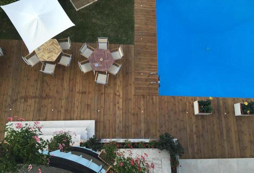 בית מלון כפרי Albergo Ristorante Cavaliere