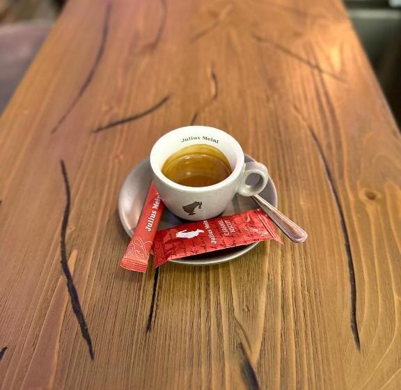 ホテル Almenrausch