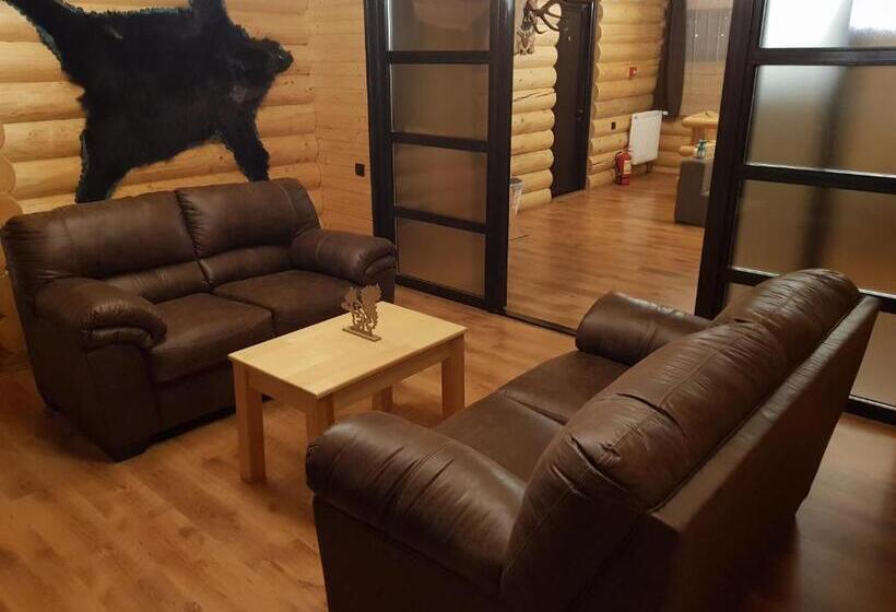 فندق Casa Pădurarului