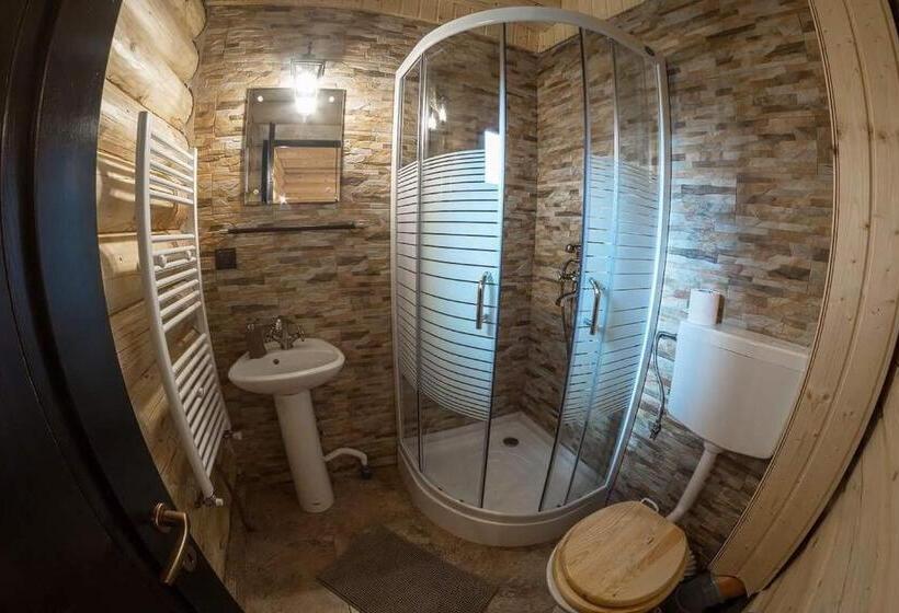 فندق Casa Pădurarului