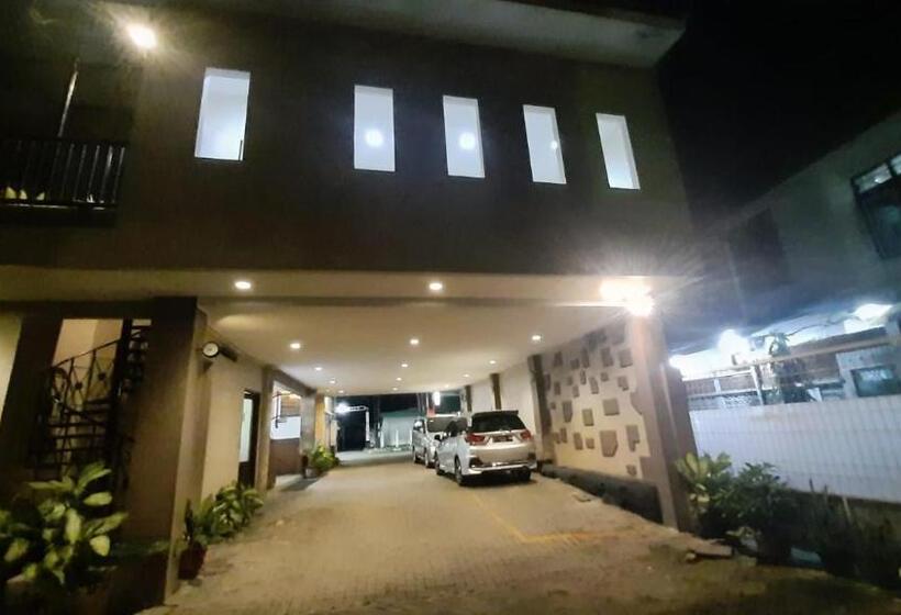 בית מלון כפרי Cepu Indah 2