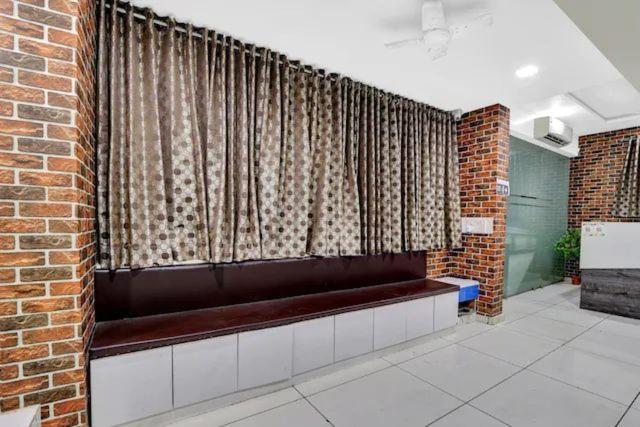 酒店 Arsh Inn Ahmedabad