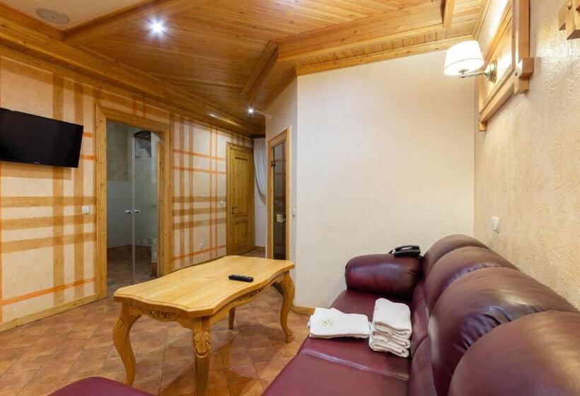 هتل Ganz Ski Lift 5