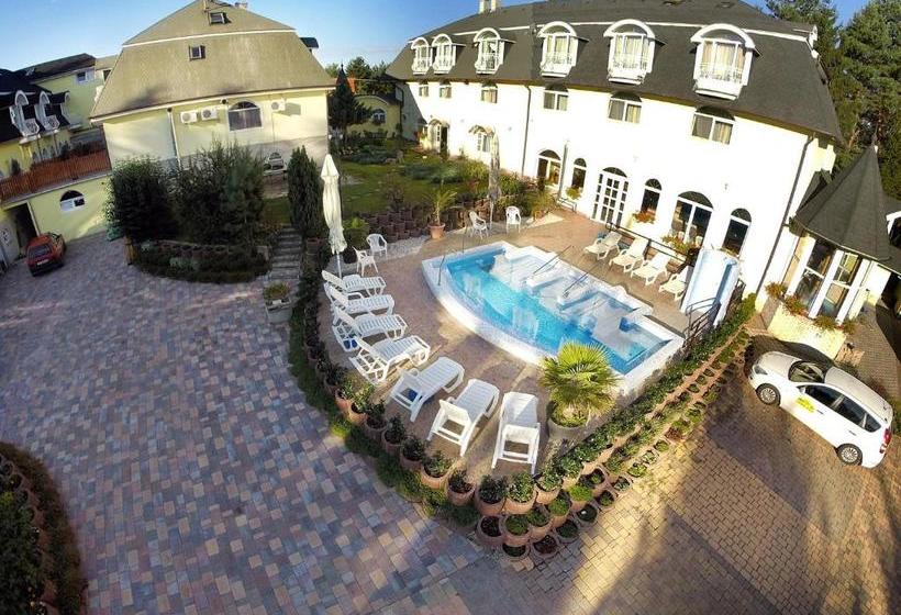 ホテル Gosztola Gyöngye Az Erdő Szállodája