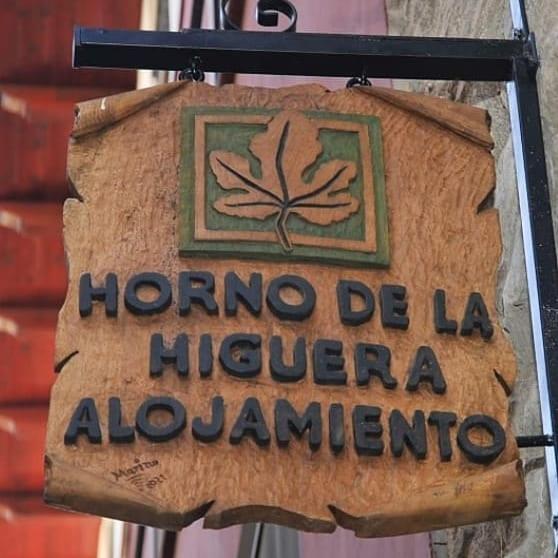 هتل Horno De La Higuera Alojamiento