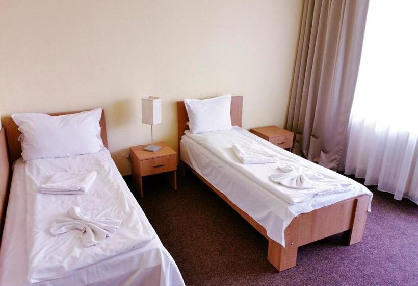 Отель Muncel Băile Felix