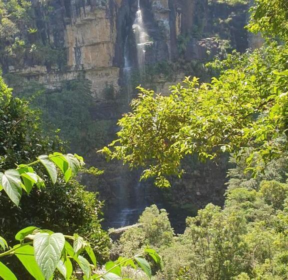 בית מלון כפרי Nsele Safari Lodge