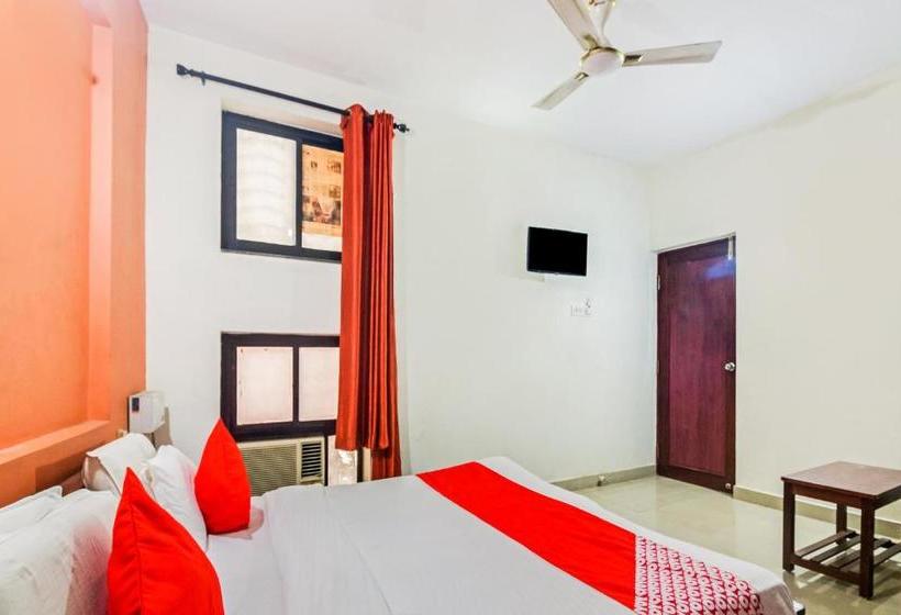 בית מלון כפרי Oyo 2686  Shaurya