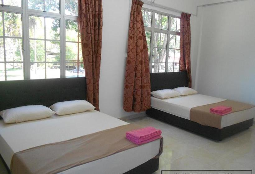 בית מלון כפרי Oyo 90316 Tt Rest House