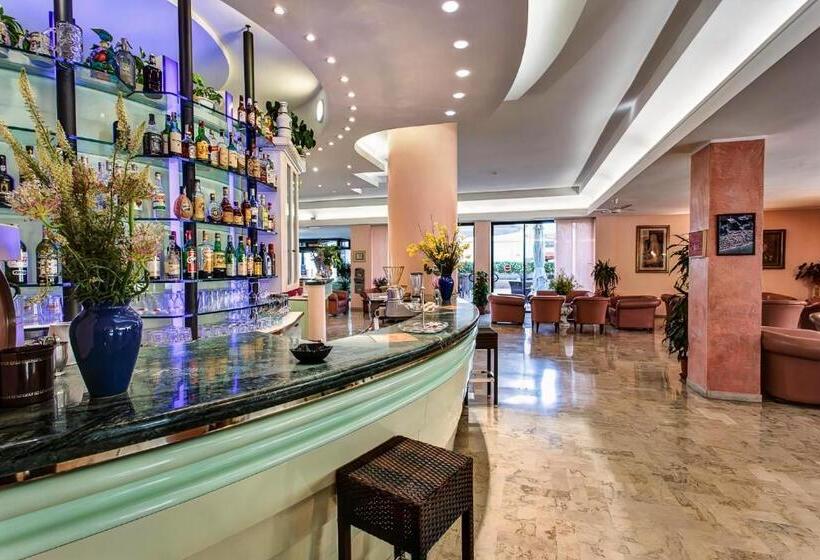 هتل Royal Spiaggia