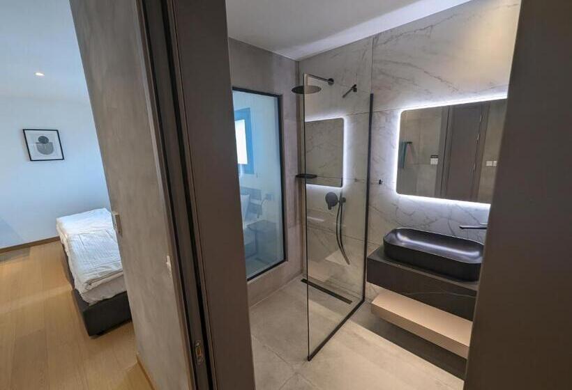 בית מלון כפרי Urban Habitat Executive Suites