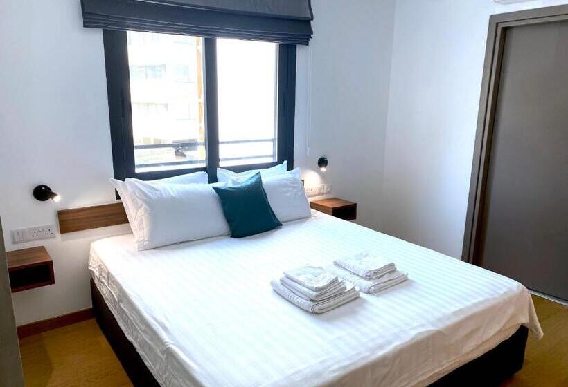 בית מלון כפרי Urban Habitat Executive Suites