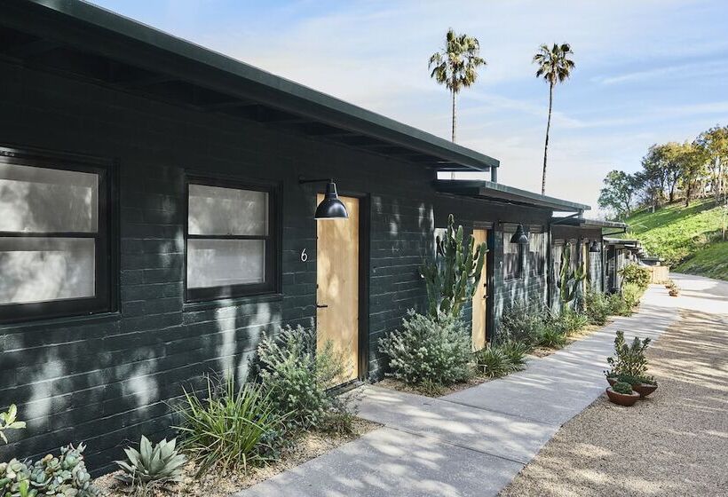 فندق على الطريق June Malibu