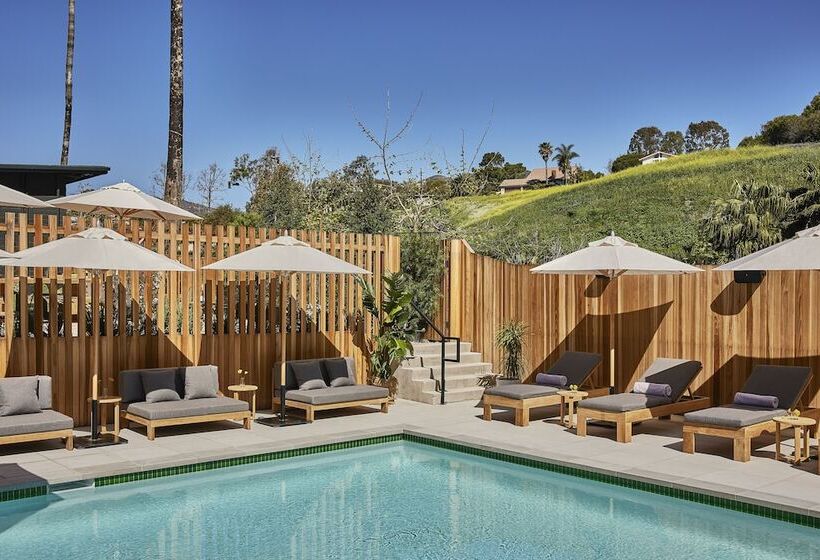 فندق على الطريق June Malibu