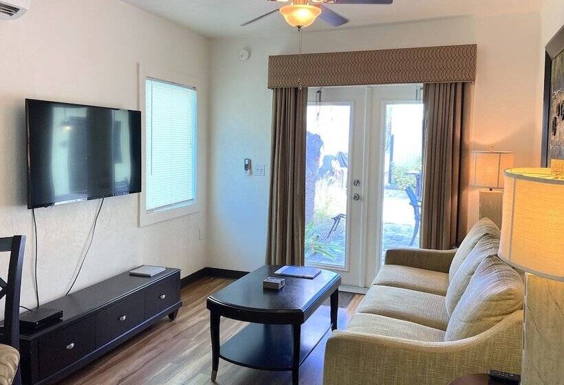 מוטל Organic Beach Retreat