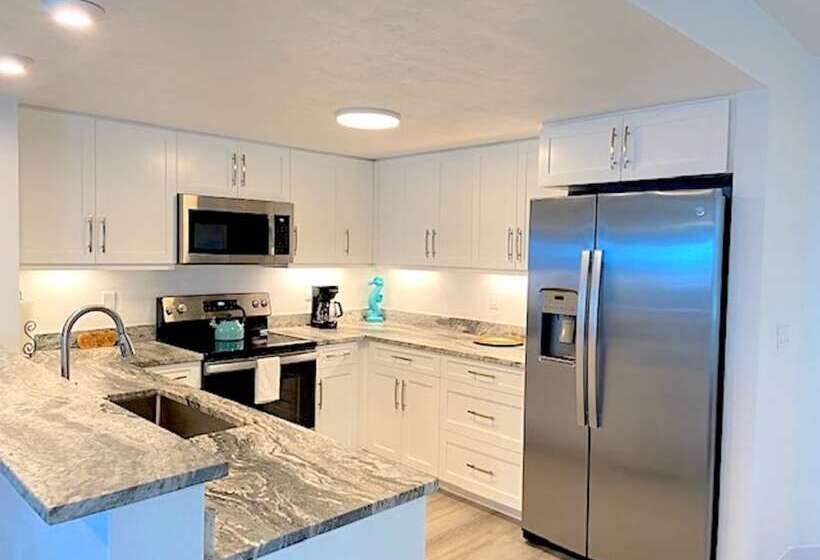 מוטל Organic Beach Retreat