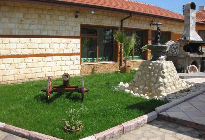 膳宿费 Albena Guest House