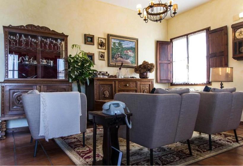 بنسيون Casa De Aldea Los Duesos