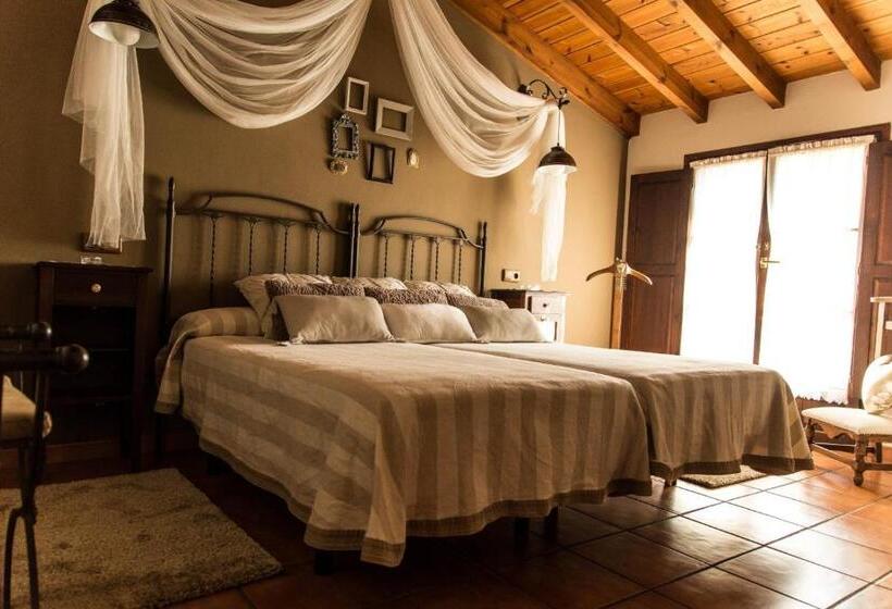 بنسيون Casa De Aldea Los Duesos