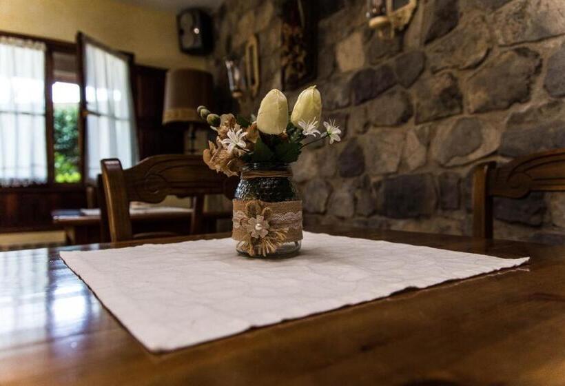 بنسيون Casa De Aldea Los Duesos