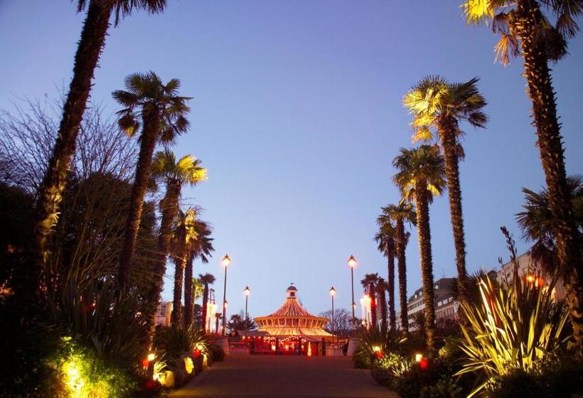 פנסיון Curzon Lodge